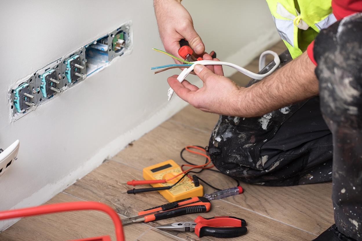 Electrician in Romford and Havering